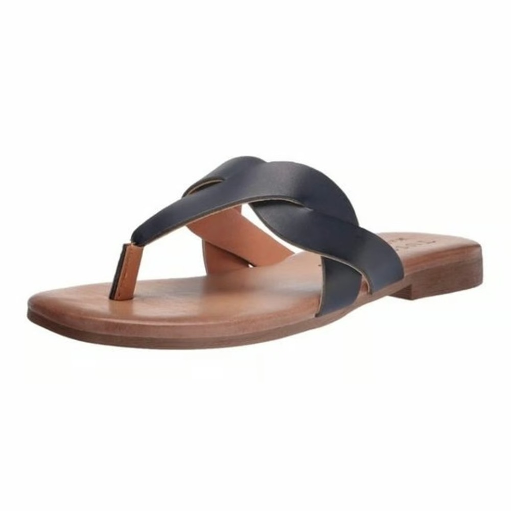 Tuscany by Easy Street ABRIANA Women's Thong Sandals Navy NEW 6 W Flats Italy